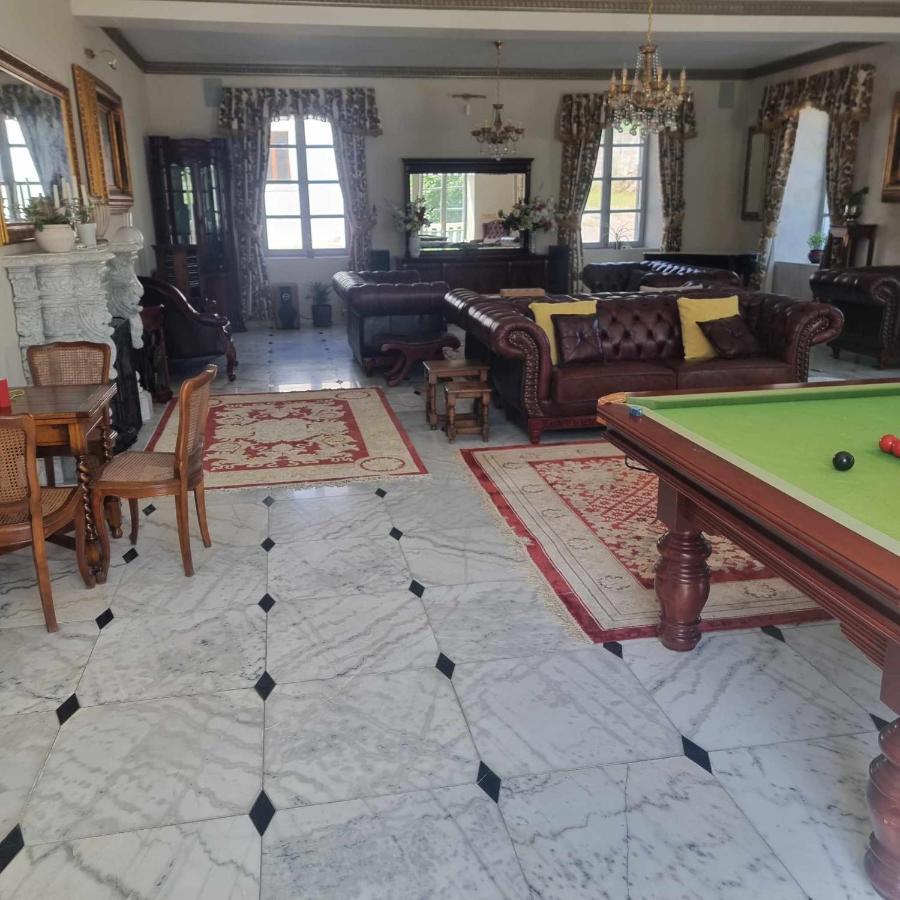 Chateau Roquehort Avec Ev Recharge Point 22Kw Monein Ngoại thất bức ảnh