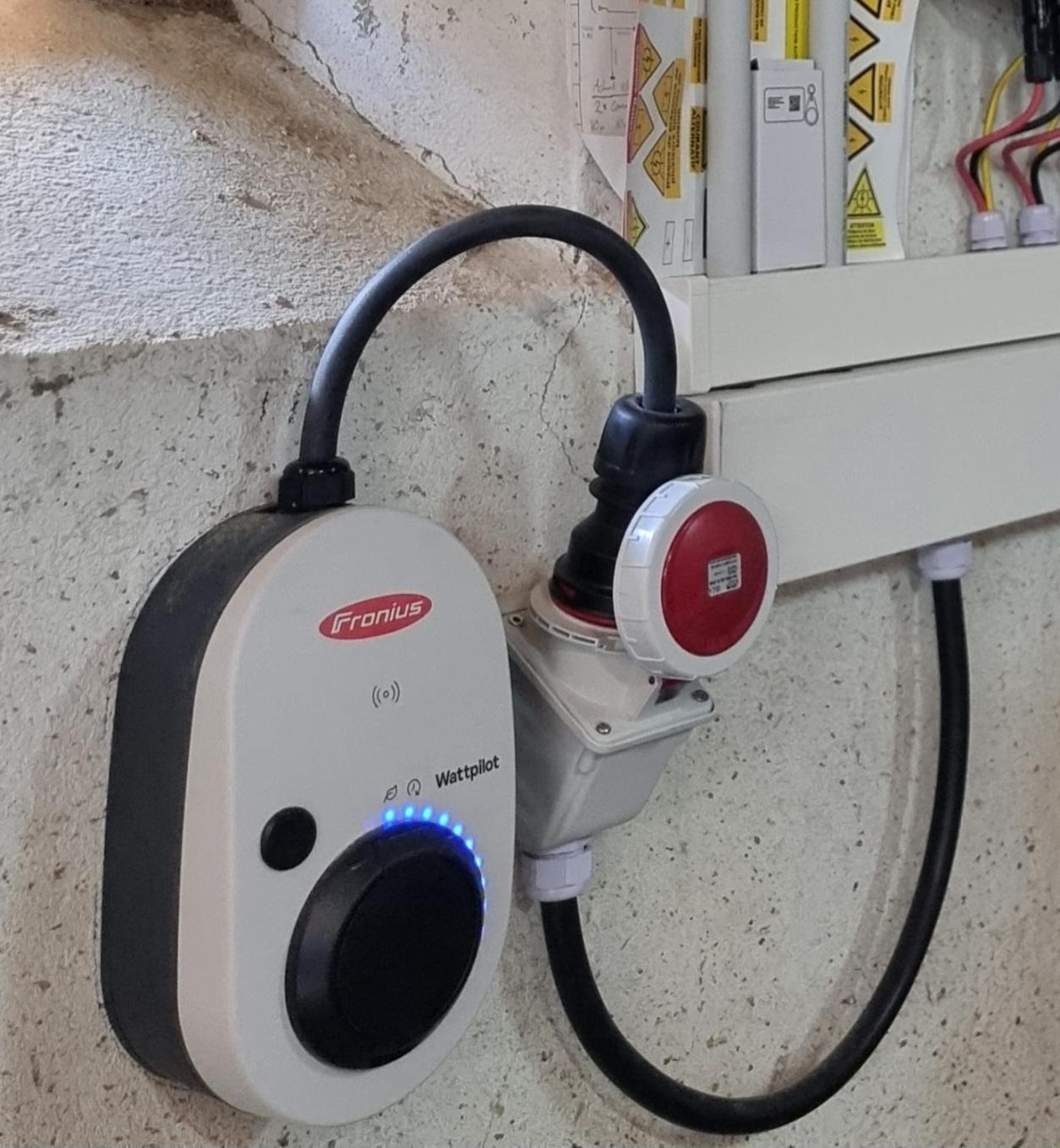 Chateau Roquehort Avec Ev Recharge Point 22Kw Monein Ngoại thất bức ảnh
